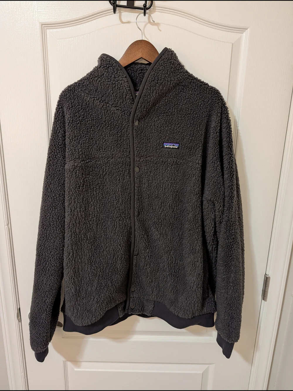 Patagonia Men's Dark Gray Sherpa Fleece Jacket